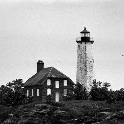 ISLE ROYALE - MENAGERIE ISLAND LIGHTHOUSE  LAKE SUPERIOR MI